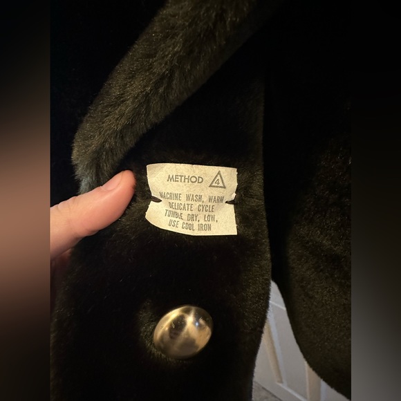 VINTAGE 1950’s Union made fur coat - Picture 2 of 4